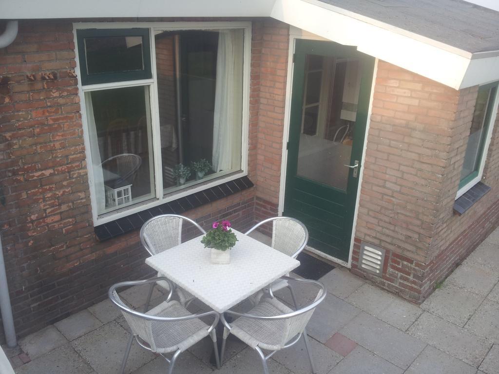 Ridderspoor Villa Холум Екстериор снимка